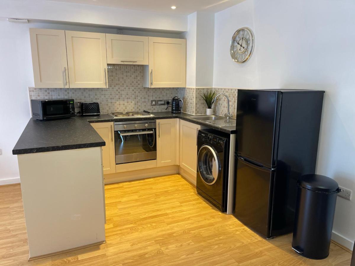 Moda Wigan - Stylish 2 Bed Apartment Central Wigan Exterior photo
